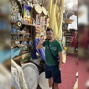 Meet your Posher, Mouhssine